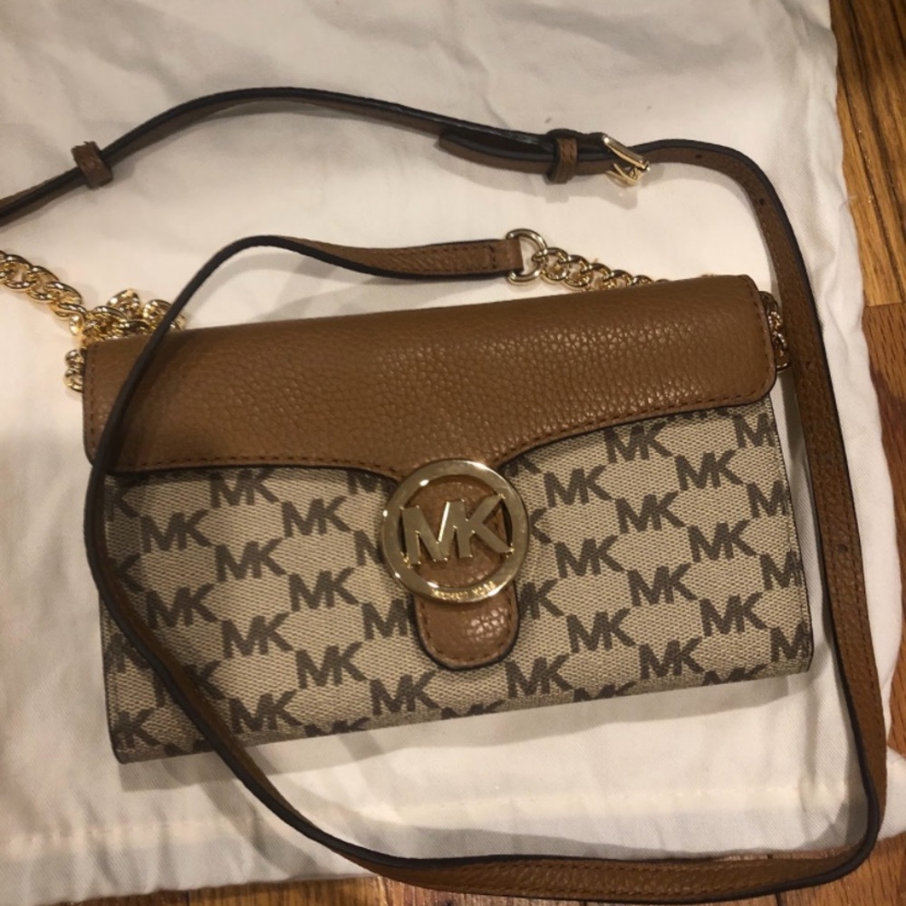 Michael kors wallet purse crossbody new